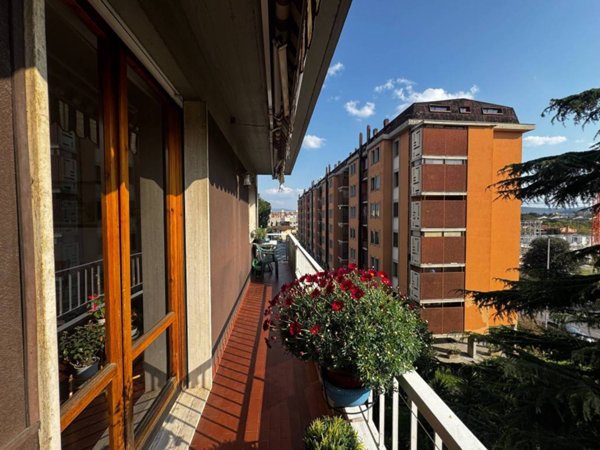 appartamento in vendita a Firenze in zona Isolotto