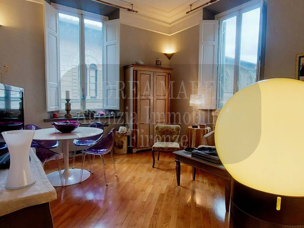 appartamento in vendita a Firenze in zona Centro Santa Croce