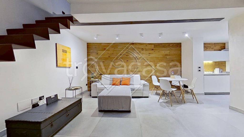 appartamento in vendita a Firenze in zona Centro Santa Croce
