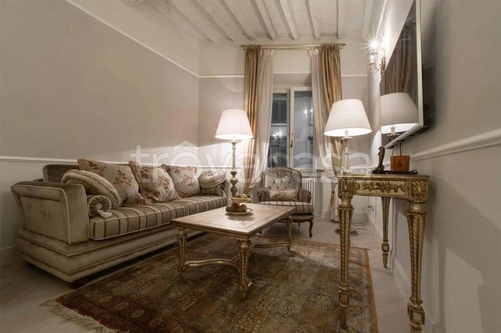 appartamento in vendita a Firenze in zona Centro Santa Croce