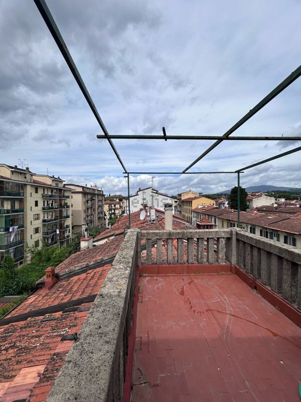 appartamento in vendita a Firenze in zona Coverciano