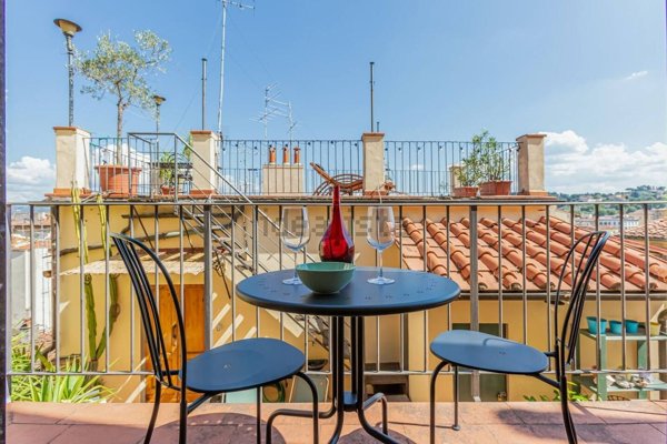 appartamento in vendita a Firenze in zona Centro Santa Croce