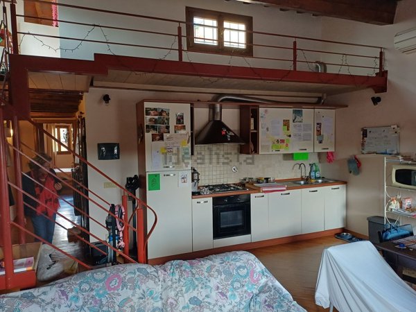 appartamento in vendita a Firenze in zona Centro San Frediano