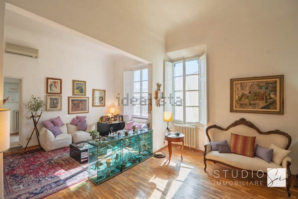 appartamento in vendita a Firenze in zona Centro Santa Croce