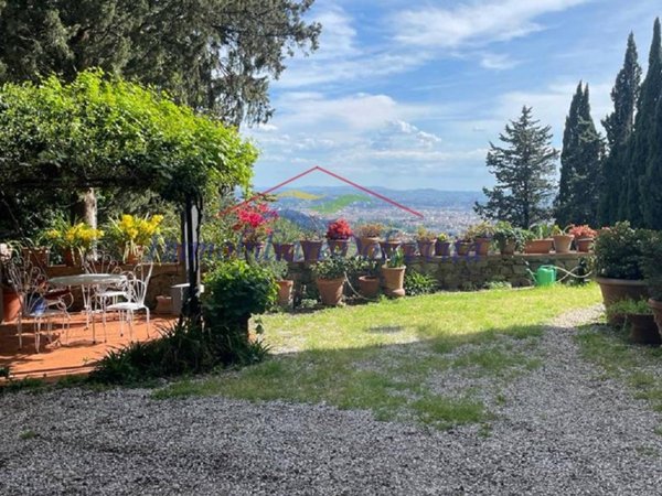 casa indipendente in vendita a Firenze in zona Serpiolle