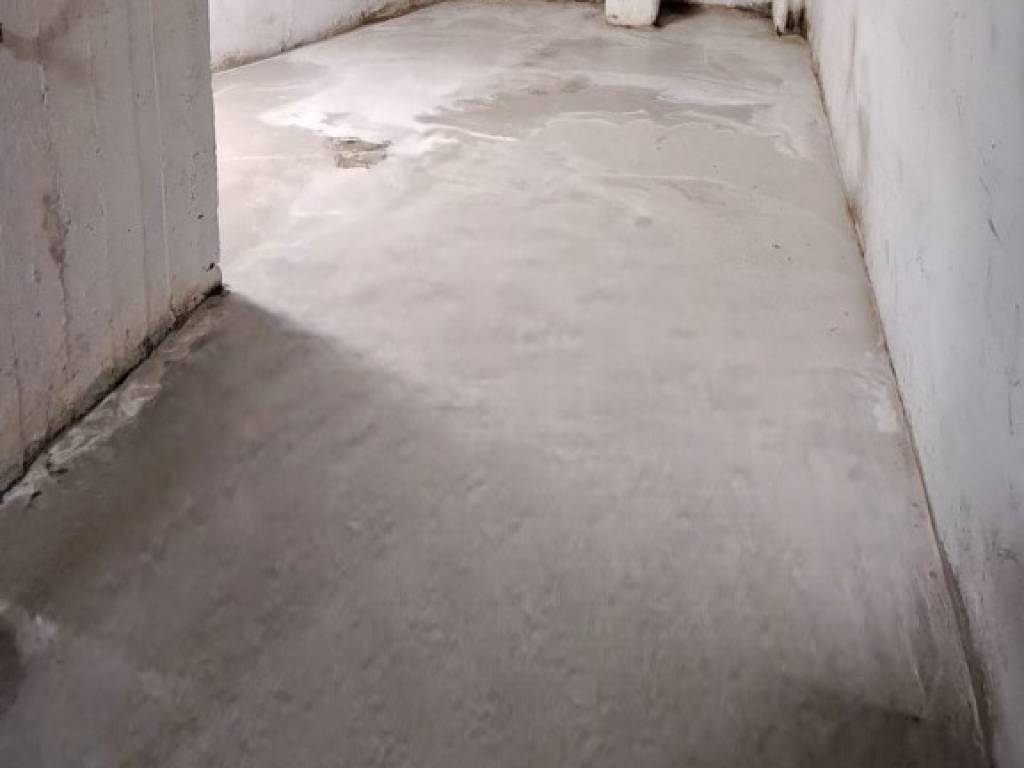 locale di sgombero in vendita a Firenze in zona Novoli