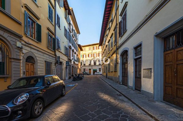 appartamento in vendita a Firenze in zona Centro Santa Maria Novella