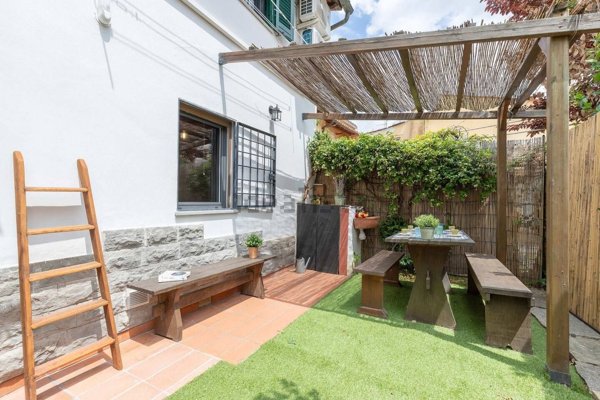 casa indipendente in vendita a Firenze in zona Isolotto