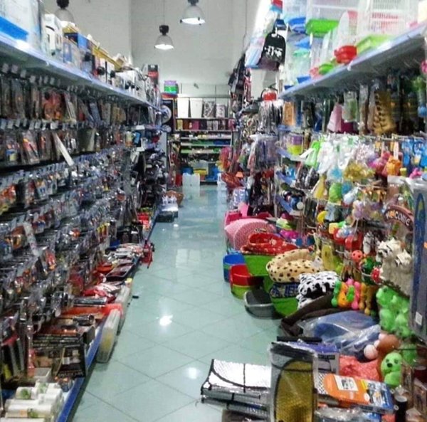 locale commerciale in vendita a Firenze