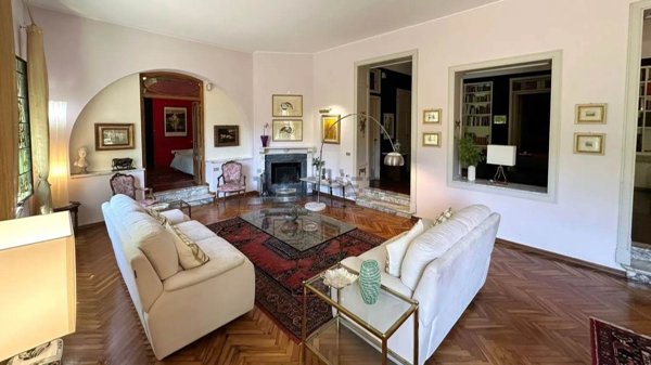 appartamento in vendita a Firenze in zona Pian dei Giullari