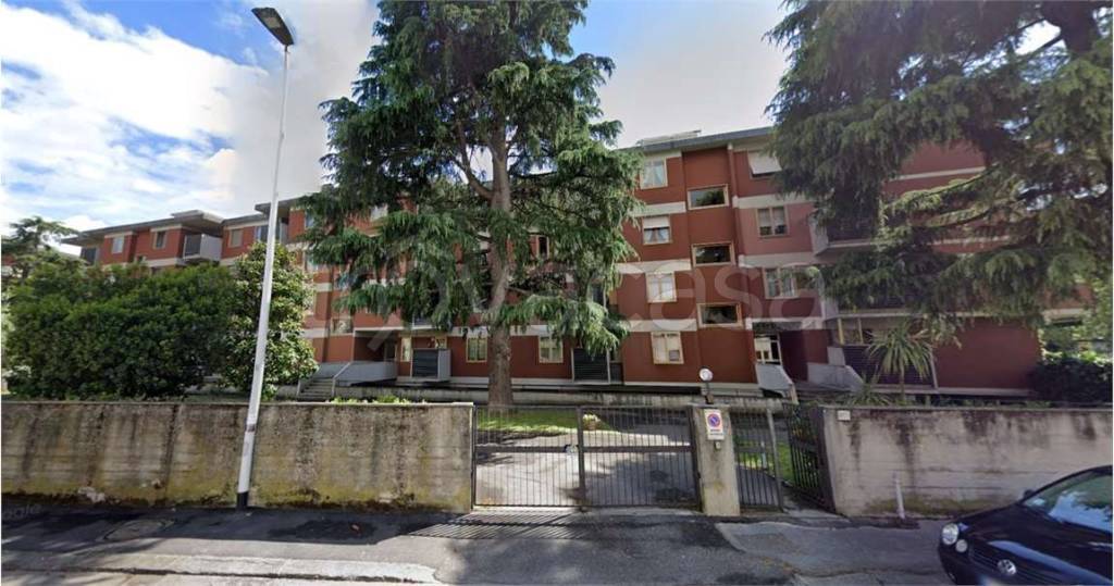appartamento in vendita a Firenze in zona Rovezzano