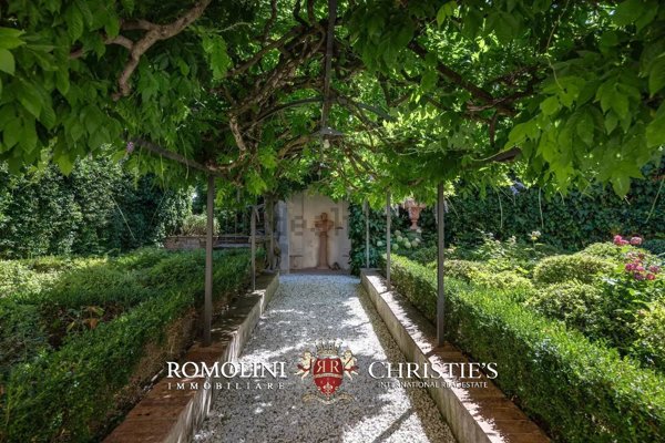 appartamento in vendita a Firenze in zona Porta Romana