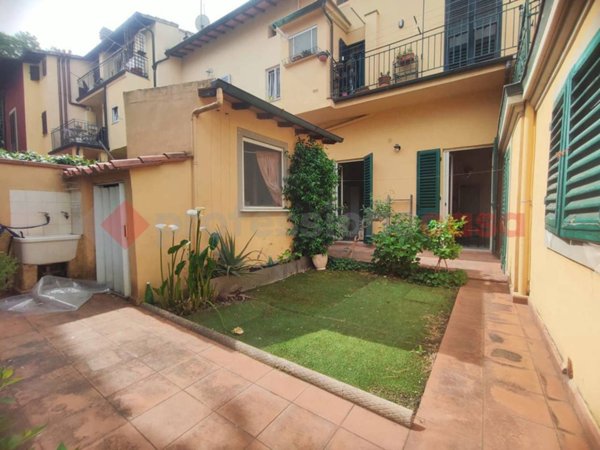 appartamento in vendita a Firenze in zona Campo di Marte