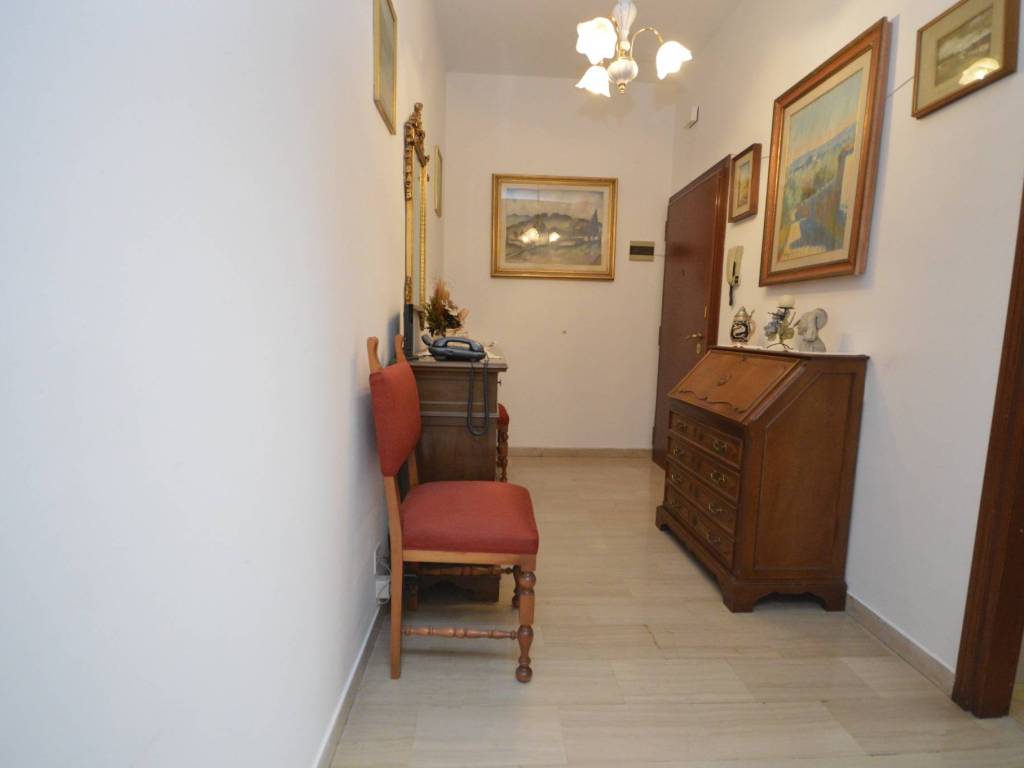 appartamento in vendita a Firenze in zona Soffiano