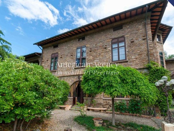 casa indipendente in vendita a Firenze in zona Porta Romana