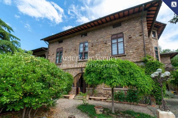 casa indipendente in vendita a Firenze in zona Porta Romana