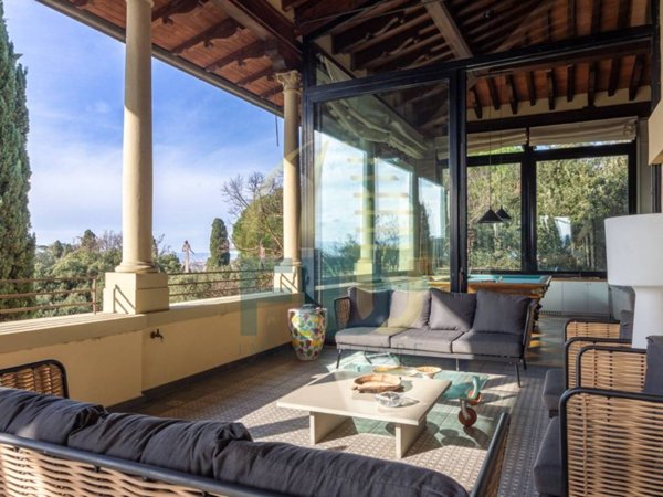 casa indipendente in vendita a Firenze in zona Campo di Marte