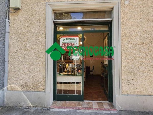 negozio in vendita a Firenze in zona Careggi