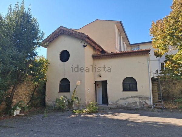 appartamento in vendita a Firenze in zona Centro Santa Maria Novella