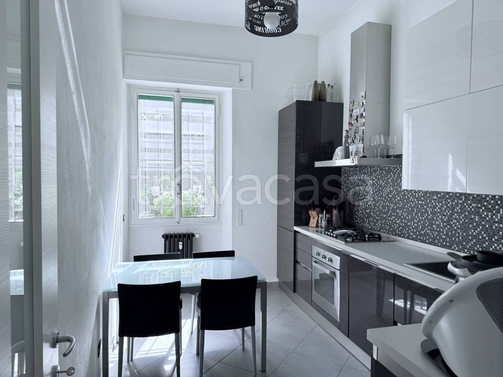 appartamento in vendita a Firenze in zona Coverciano