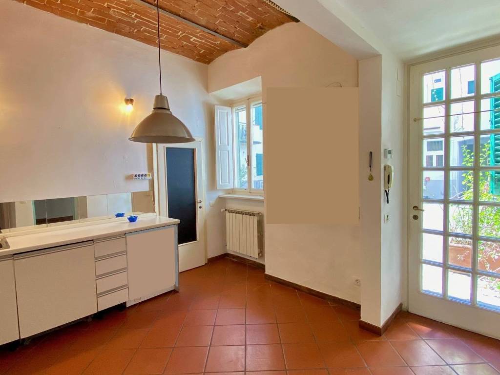 appartamento in vendita a Firenze in zona Campo di Marte