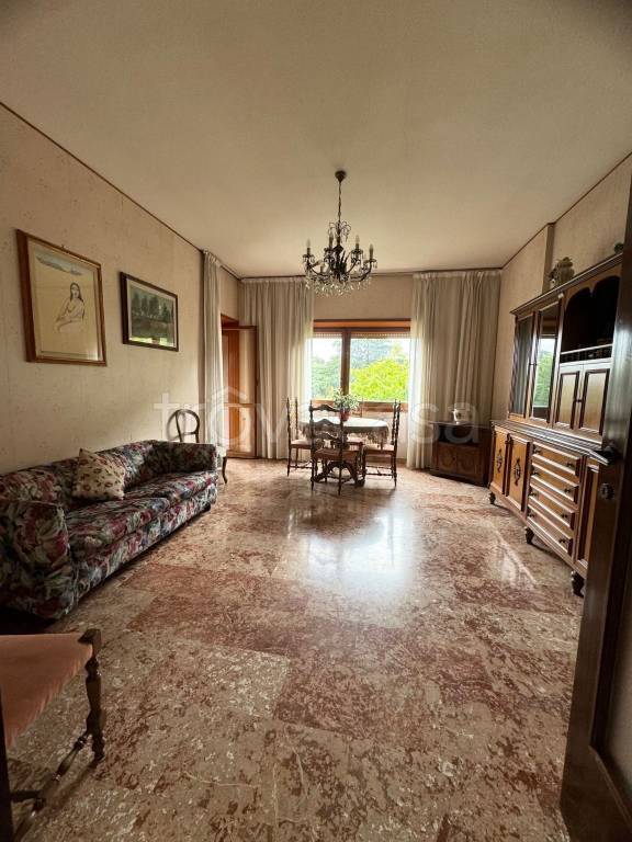 appartamento in vendita a Firenze in zona Firenze Nova