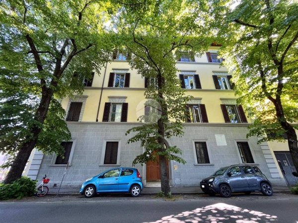 appartamento in vendita a Firenze in zona Campo di Marte