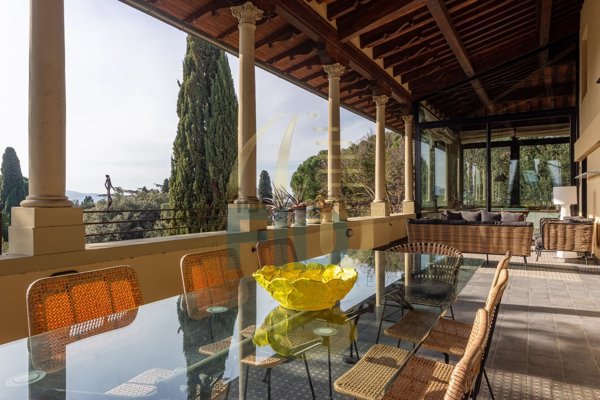 casa indipendente in vendita a Firenze in zona Centro Duomo