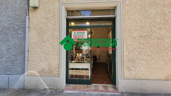 negozio in vendita a Firenze in zona Careggi