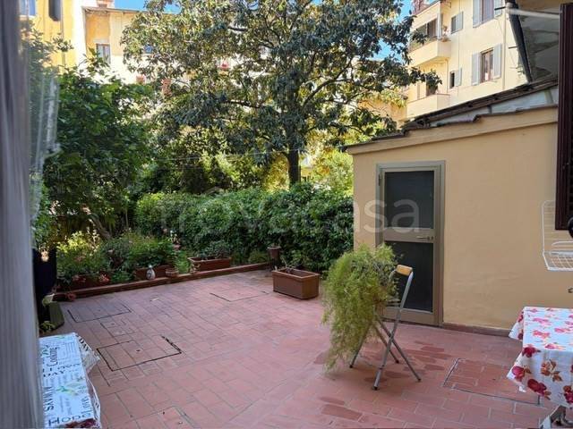 appartamento in vendita a Firenze in zona Isolotto