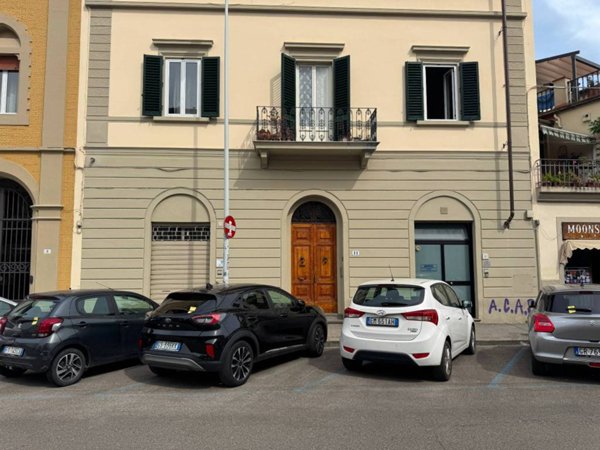 ufficio in vendita a Firenze in zona Campo di Marte