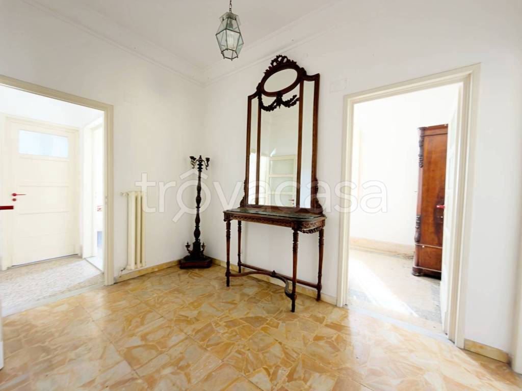 appartamento in vendita a Firenze in zona Statuto