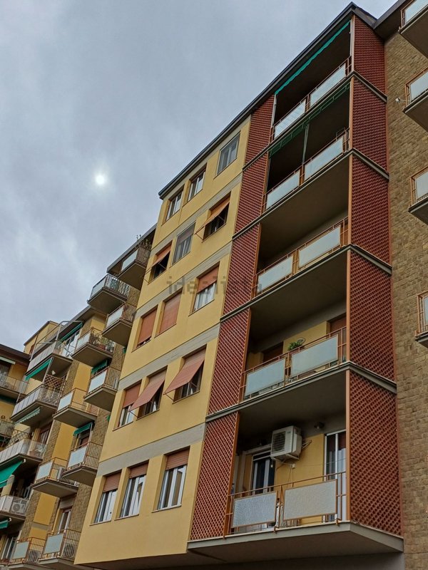 appartamento in vendita a Firenze in zona Campo di Marte