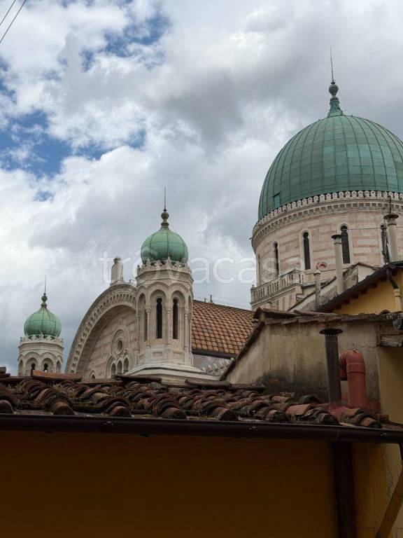 appartamento in vendita a Firenze in zona Centro Santa Croce