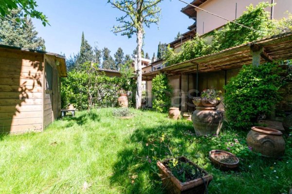 casa indipendente in vendita a Firenze in zona Porta Romana