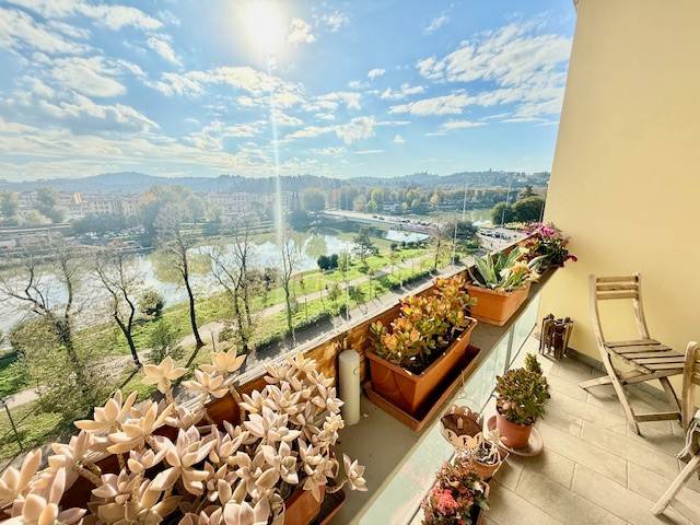 appartamento in vendita a Firenze in zona Bellariva