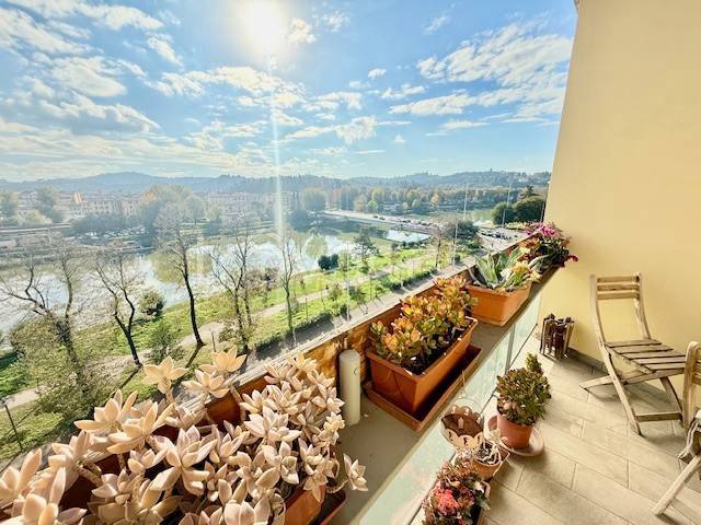 appartamento in vendita a Firenze in zona Bellariva