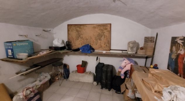 locale di sgombero in vendita a Firenze in zona Careggi