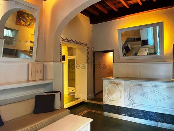 appartamento in vendita a Firenze in zona Centro Santa Croce