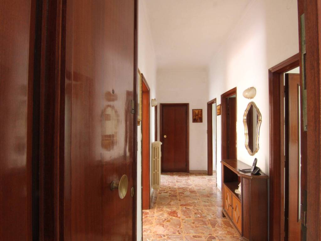 appartamento in vendita a Firenze in zona Careggi