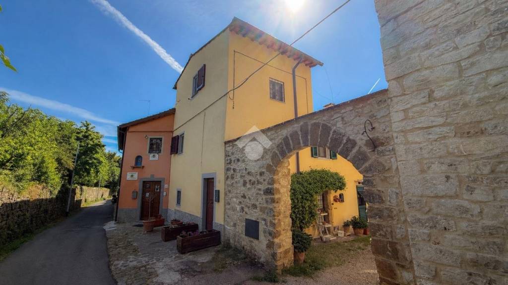 casa indipendente in vendita a Firenze in zona Galluzzo