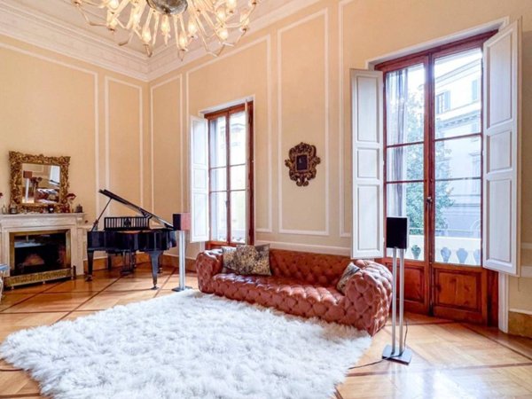 appartamento in vendita a Firenze in zona Campo di Marte
