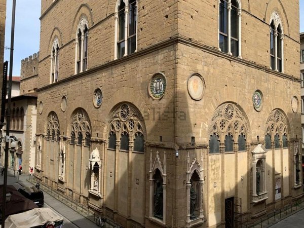 appartamento in vendita a Firenze in zona Centro Santa Croce