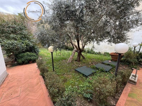 casa indipendente in vendita a Firenze