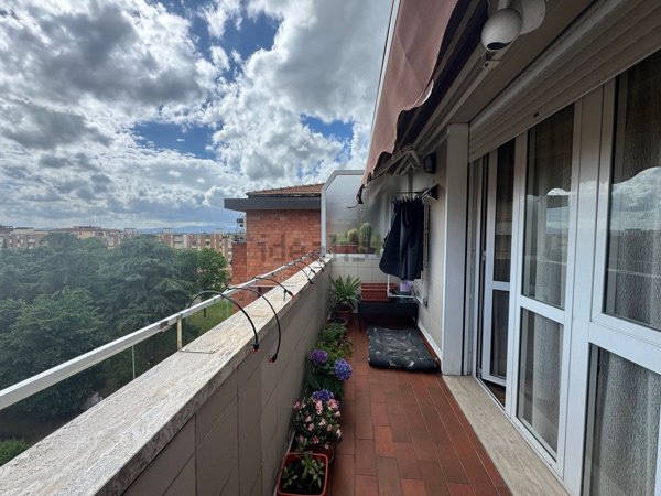 appartamento in vendita a Firenze in zona Isolotto