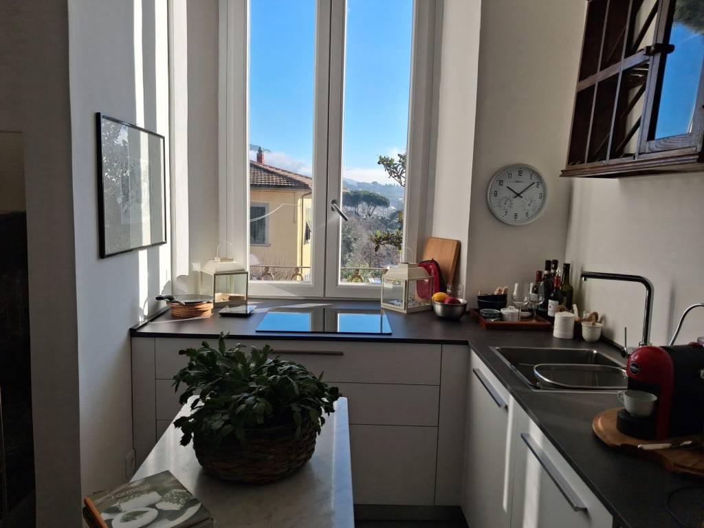 appartamento in vendita a Firenze in zona Le Cure