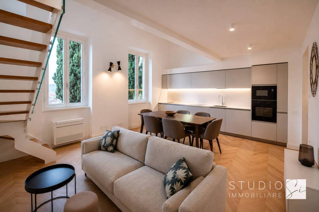 appartamento in vendita a Firenze in zona Centro Santa Croce