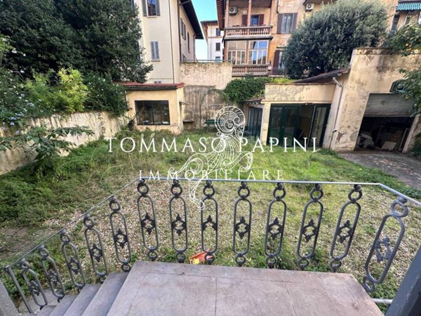 appartamento in vendita a Firenze in zona Campo di Marte