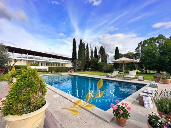 casa indipendente in vendita a Firenze