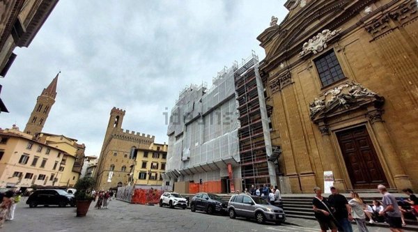negozio in vendita a Firenze in zona Centro Santa Croce